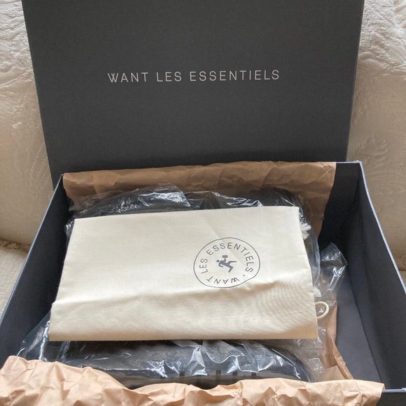 WANT LES ESSENTIELS:  Velasca Women's Ankle Boot - black - Picture 11 of 13